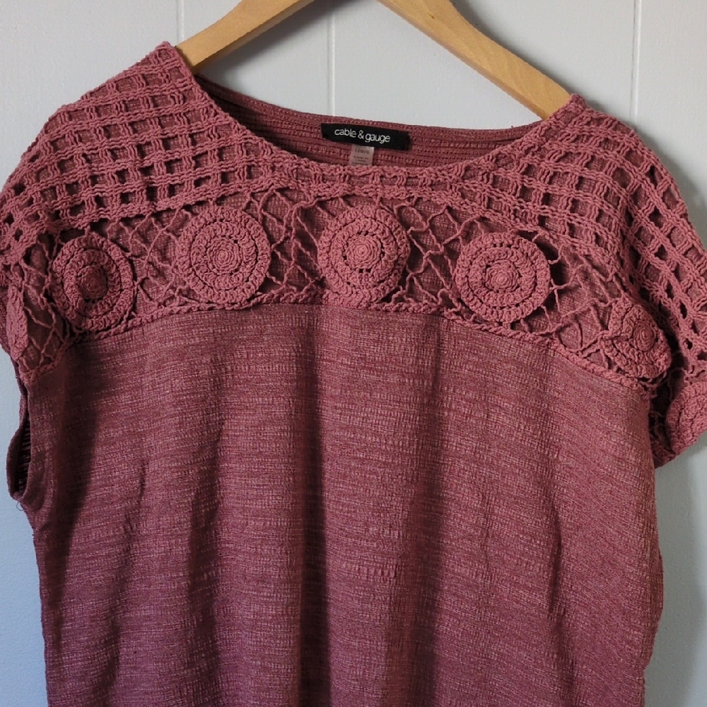 Cable & Gauge Women's Mauve Crochet Blouse